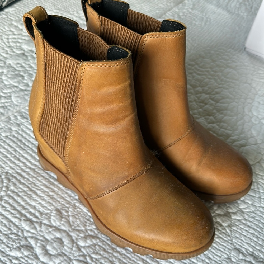 Women’s Sorel boots